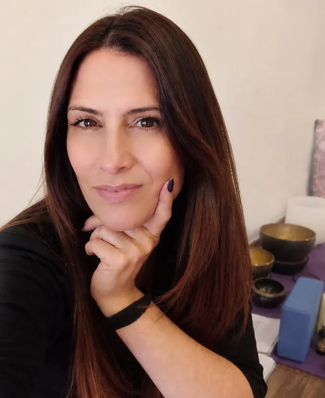Karina Torres, Profesora Superior de Hatha Yoga, en Bernal